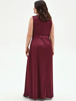 ABITO LUNGO CURVY BORDEAUX CON SCOLLO ASIMMETRICO