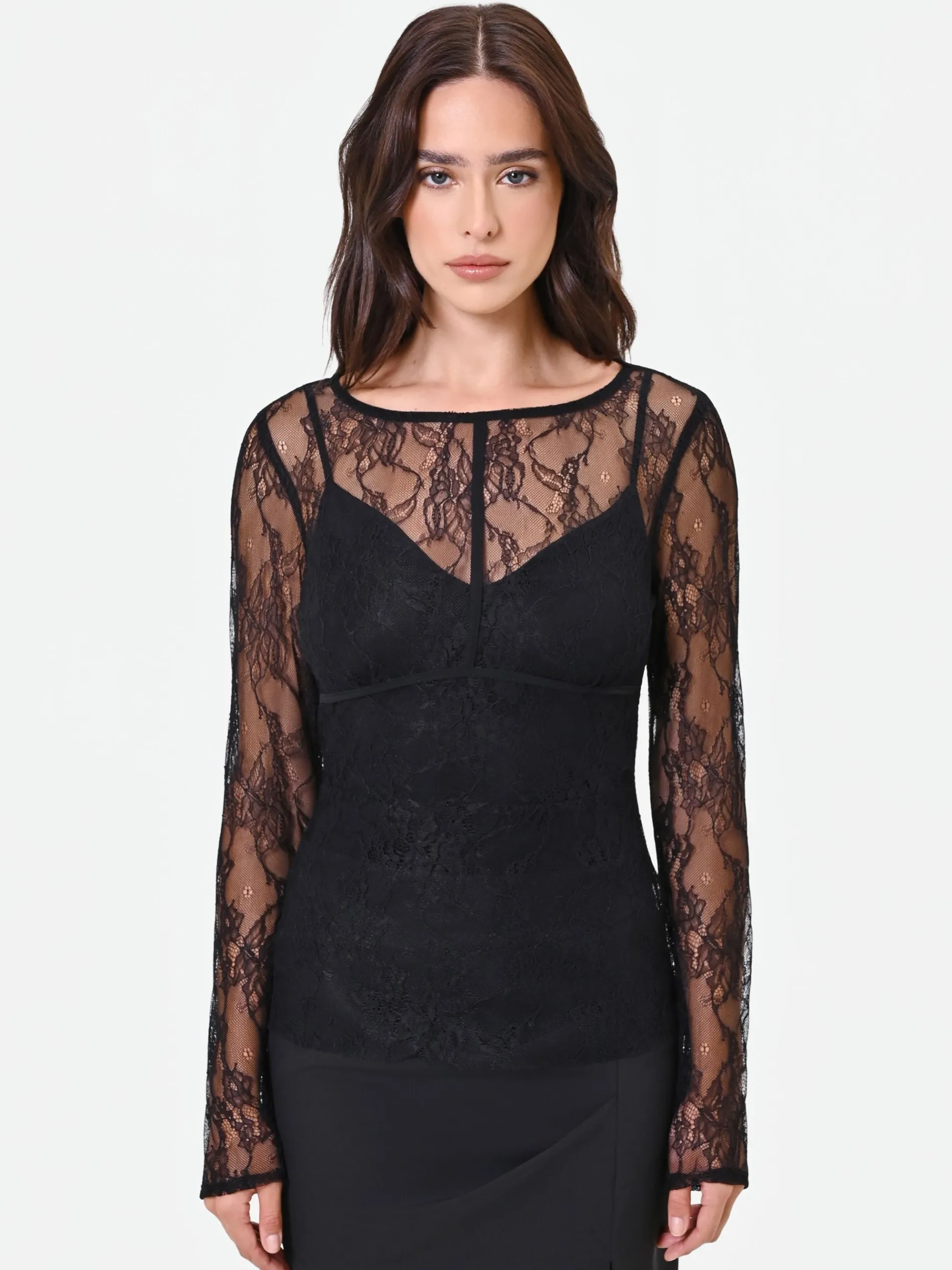BLUSA NERA IN PIZZO CON FODERA A CUORE