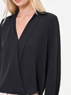 BLUSA NERA IN RASO CON INCROCIO A PORTAFOGLIO