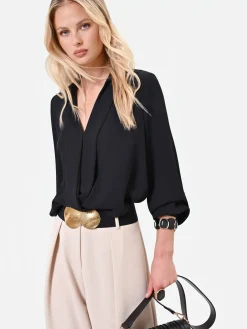 BLUSA NERA IN RASO CON INCROCIO A PORTAFOGLIO