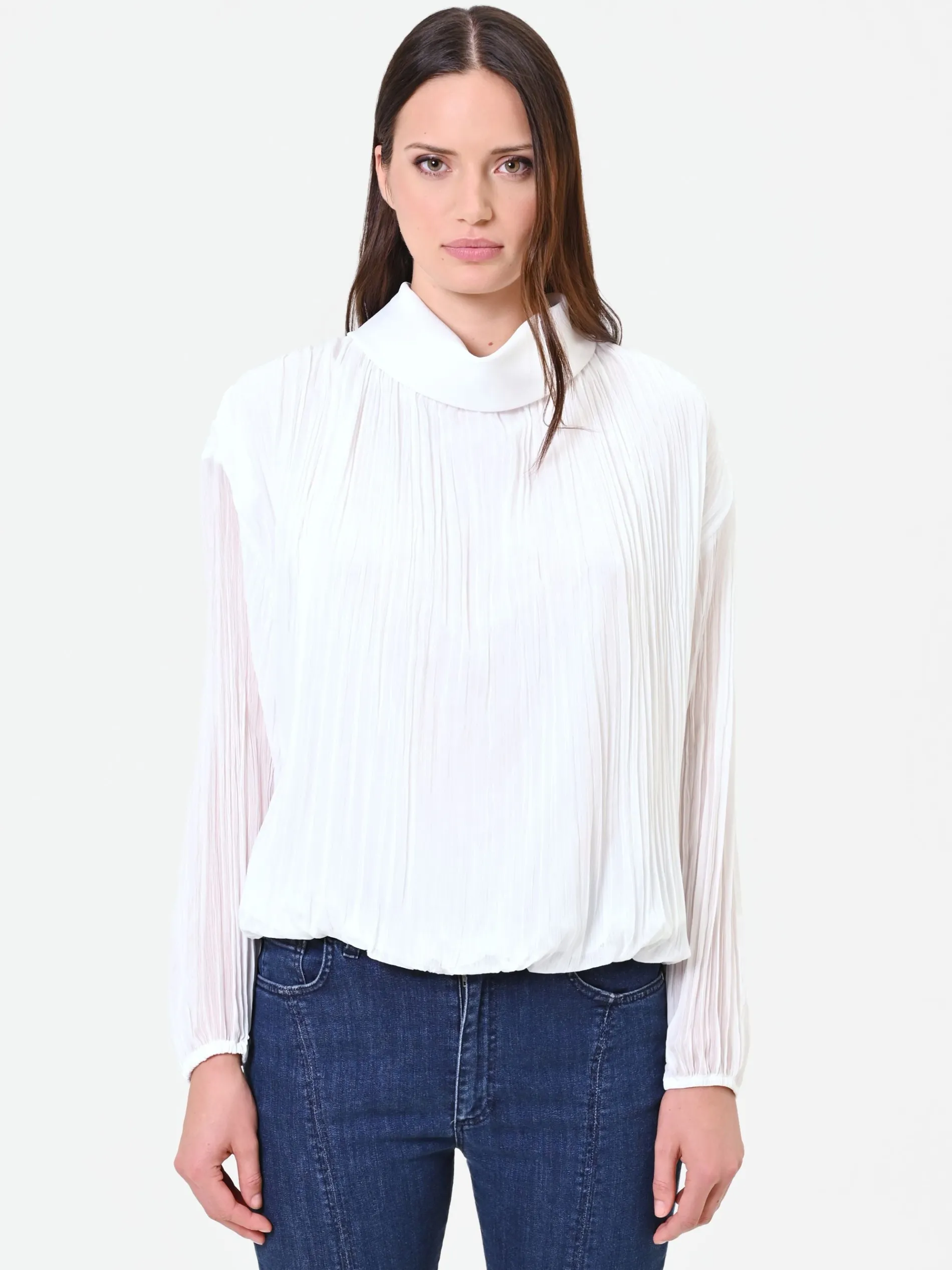 BLUSA PANNA A MANICHE LUNGHE CON PLISSETTATURA