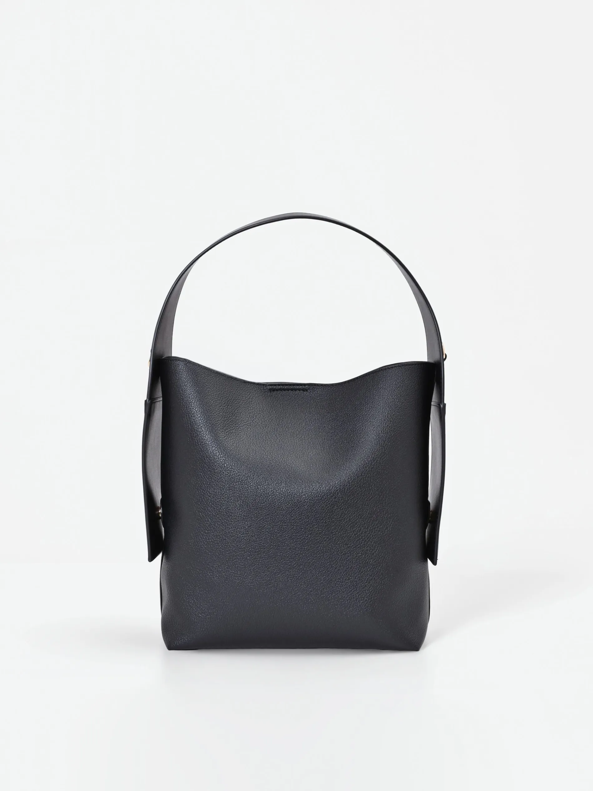 BORSA A SPALLA NERA DALLA LINEA MORBIDA