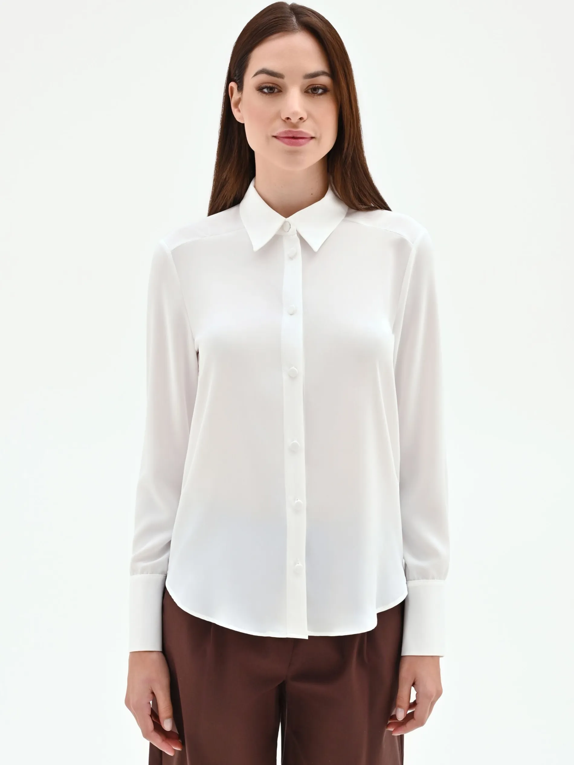 CAMICIA BIANCA CON BOTTONI RICOPERTI