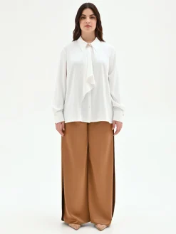 CAMICIA CURVY PANNA BIANCO CON FOULARD E SPILLA GIOIELLO