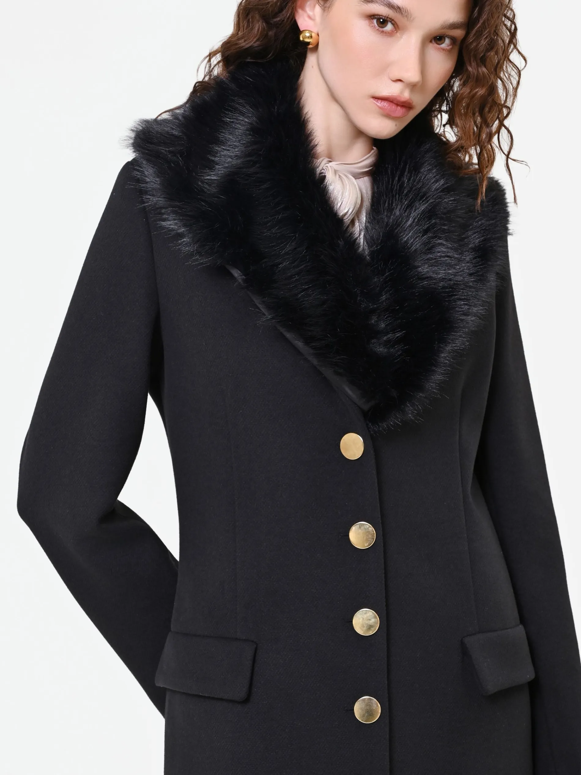 CAPPOTTO LUNGO NERO CON INSERTO EFFETTO PELLICCIA