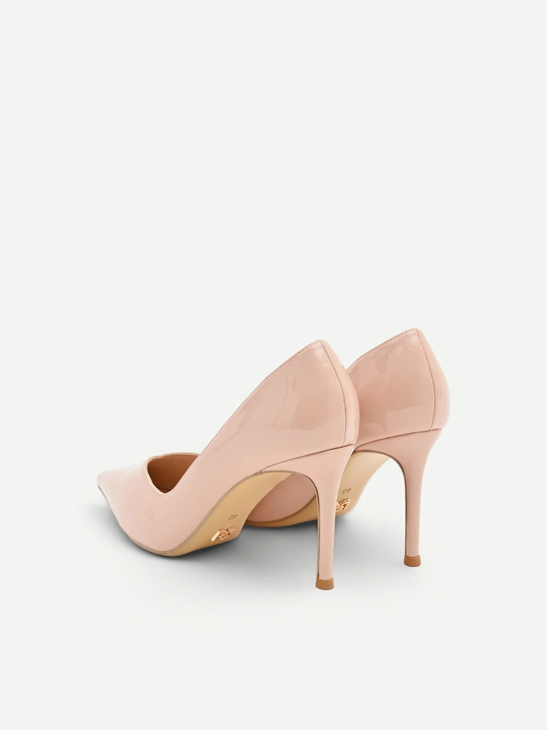 DÉCOLLETÉ ROSA CIPRIA IN VERNICE
