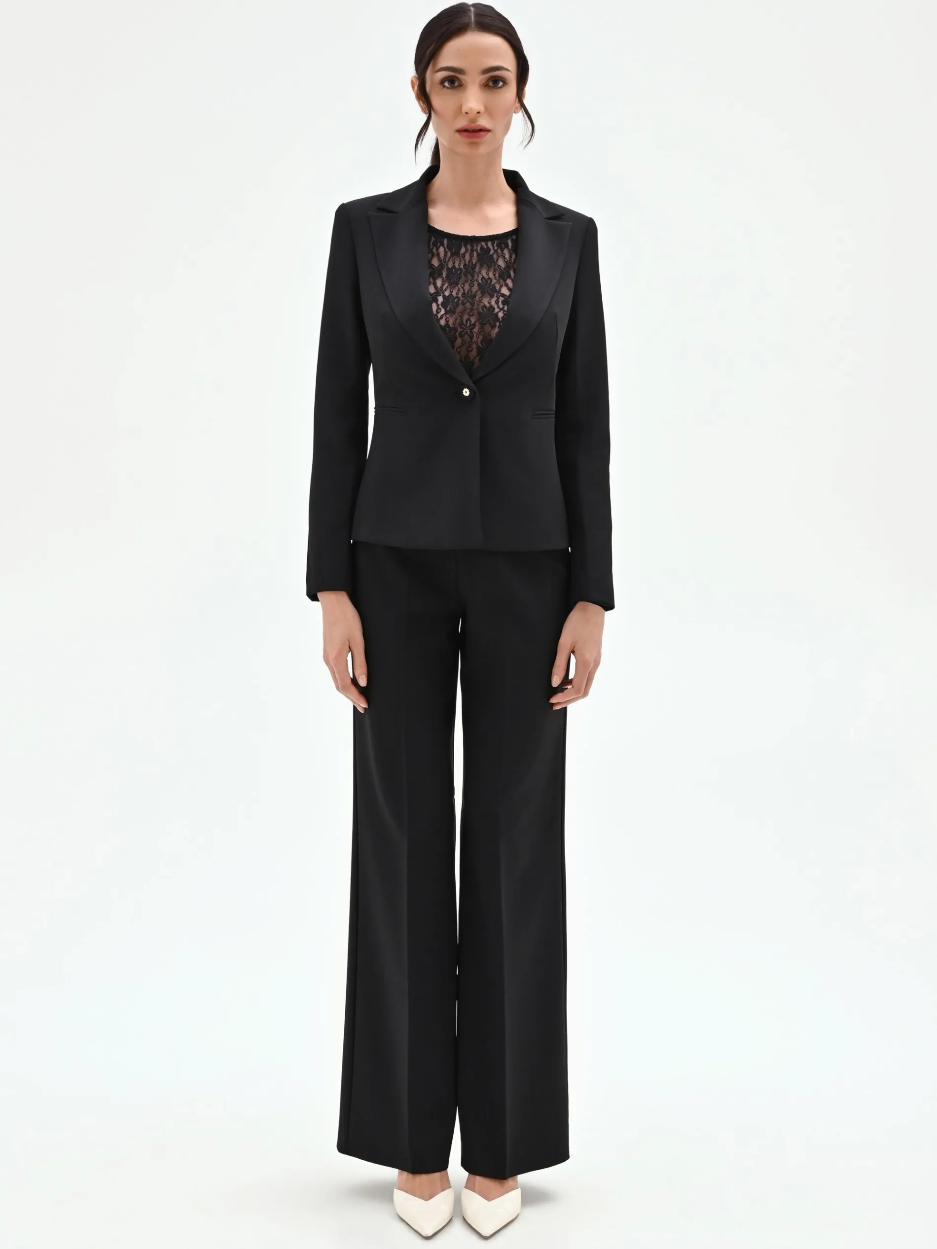 GIACCA BLAZER NERA CON BOTTONE MONOGRAM