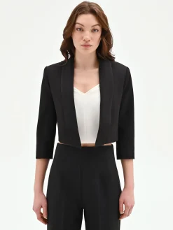 GIACCA CORTA NERA STILE BOLERO
