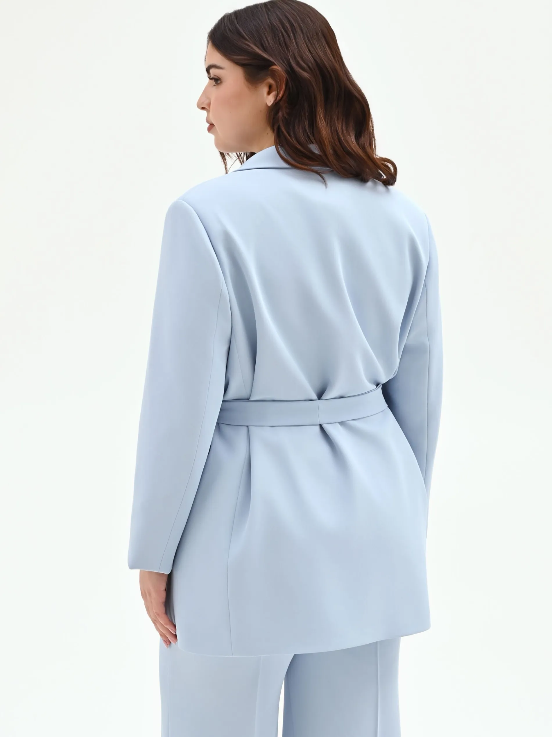 GIACCA CURVY CIELO AZZURRO CON CINTURA IN VITA