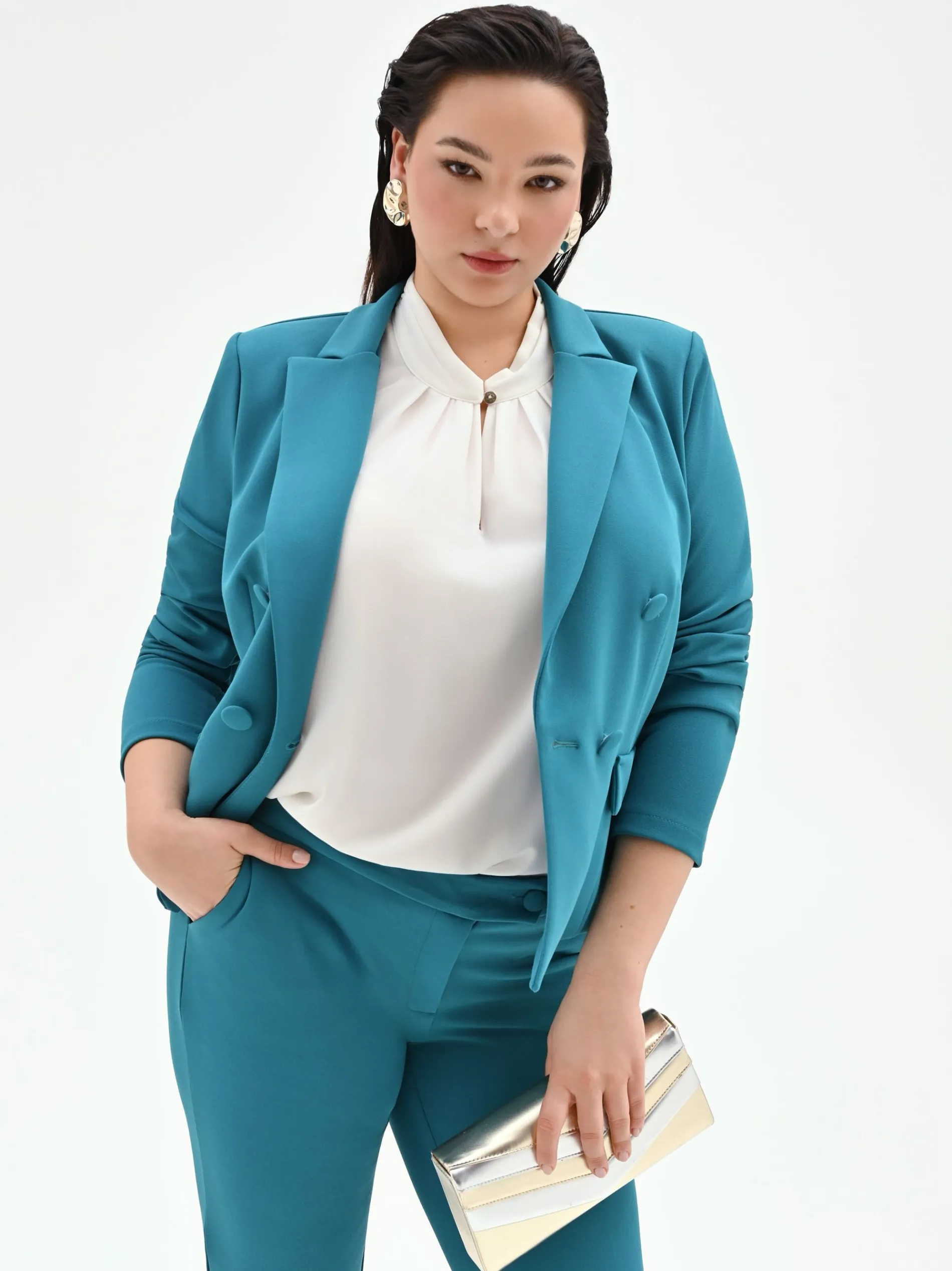 GIACCA CURVY DOPPIOPETTO BLU OTTANIO IN SCUBA MANO CREPE