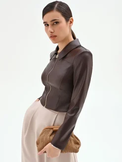 GIACCA SIMILPELLE MARRONE CON COLLETTO