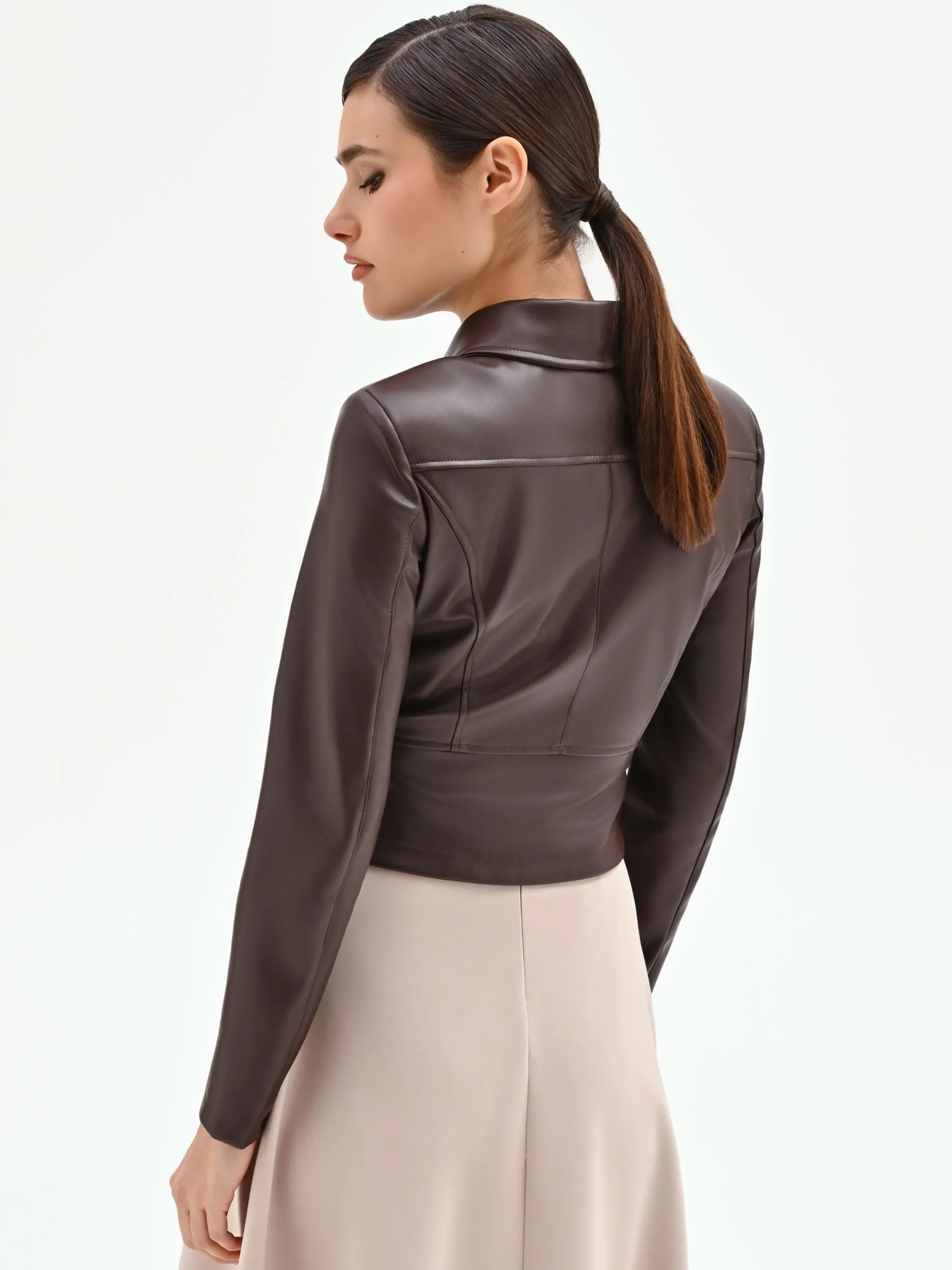 GIACCA SIMILPELLE MARRONE CON COLLETTO