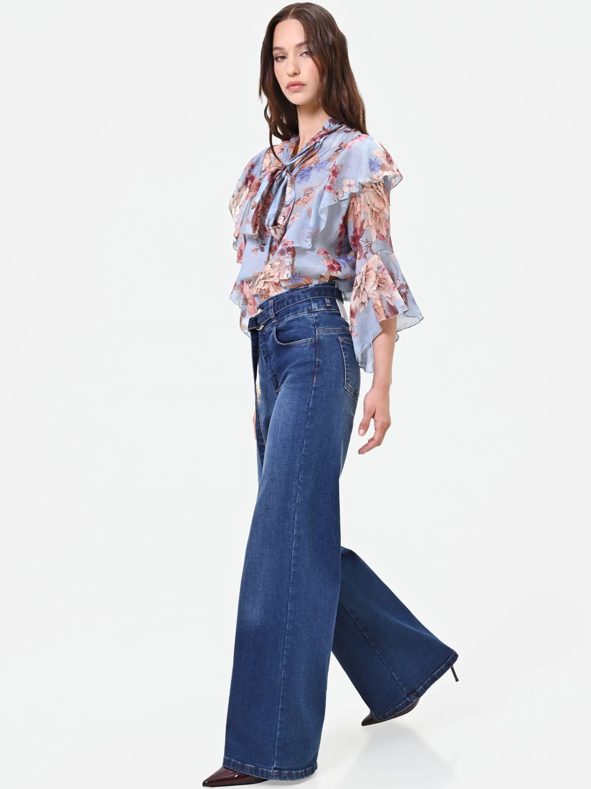 JEANS BLU A VITA ALTA CON CINTURA GAMBA AMPIA