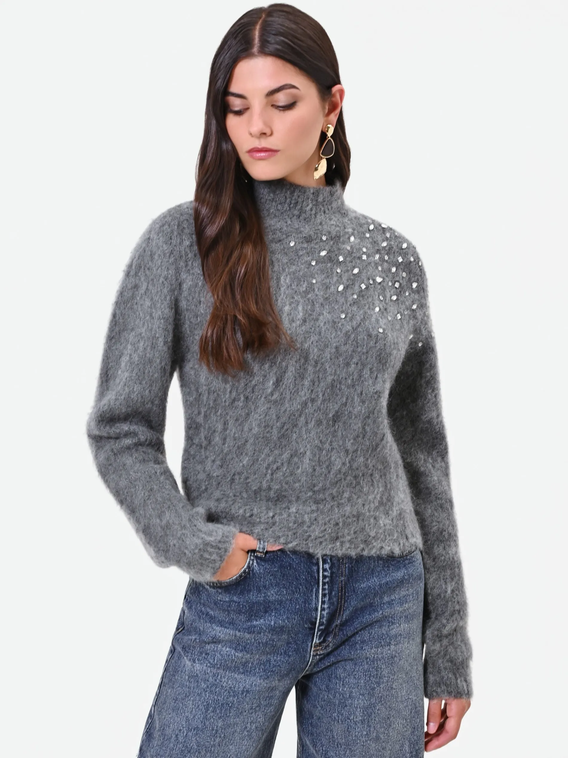 MAGLIA GRIGIA IN MOHAIR CON APPLICAZIONE GIOIELLO
