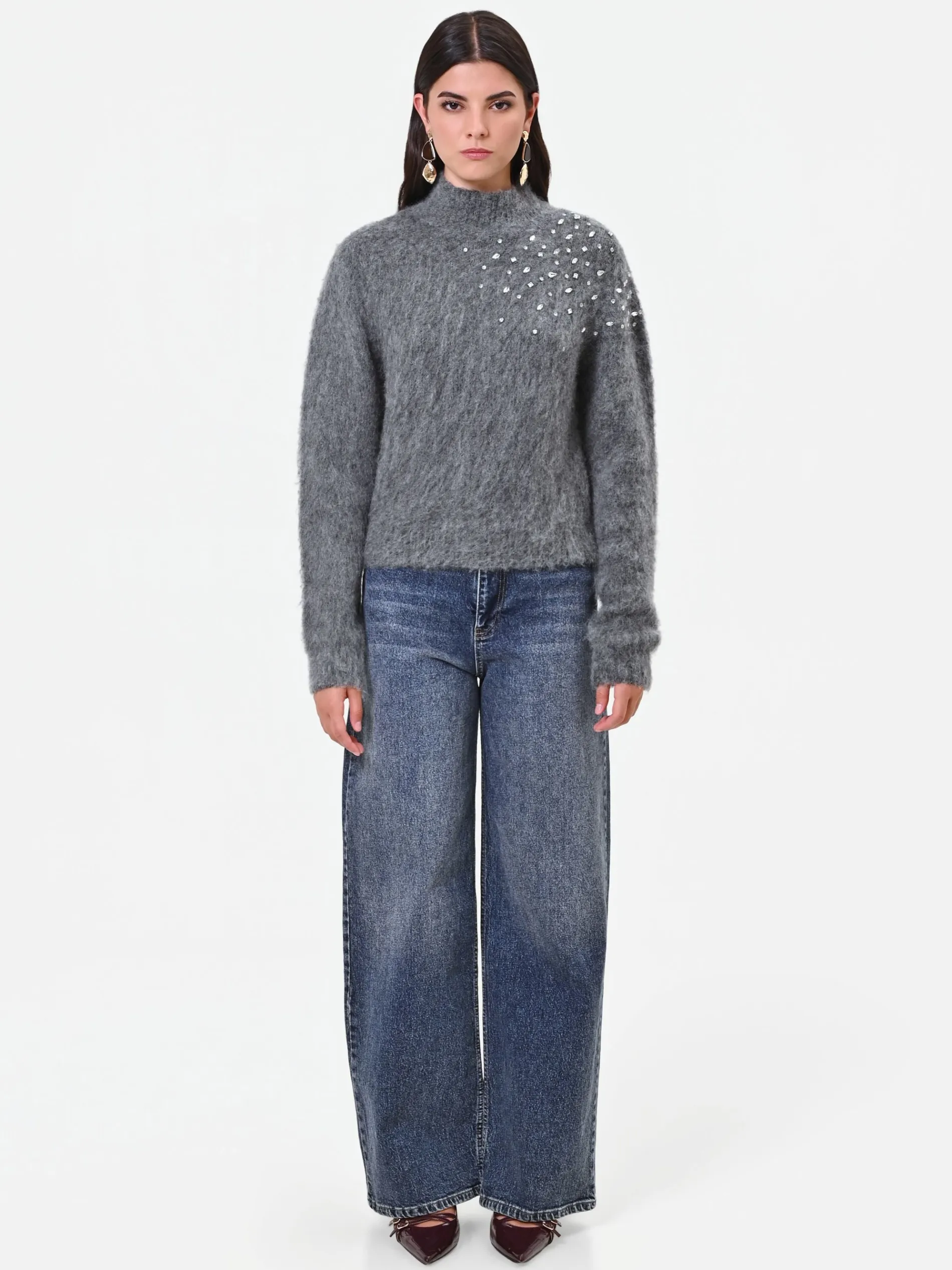MAGLIA GRIGIA IN MOHAIR CON APPLICAZIONE GIOIELLO