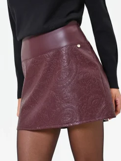 MINIGONNA BORDEAUX IN SIMILPELLE CON MOTIVO PAISLEY