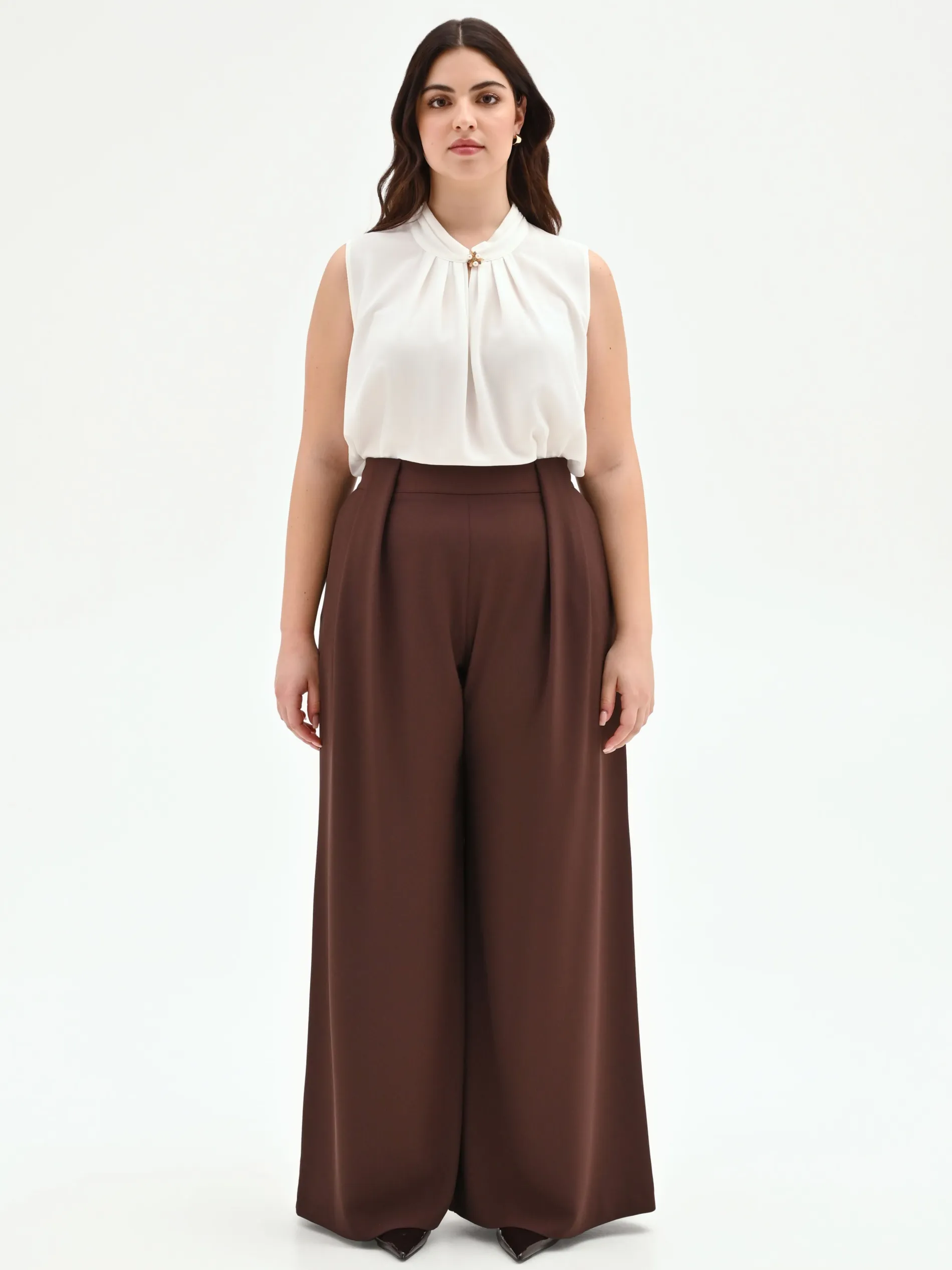 PANTALONE CURVY A PALAZZO CIOCCOLATO CON PINCES