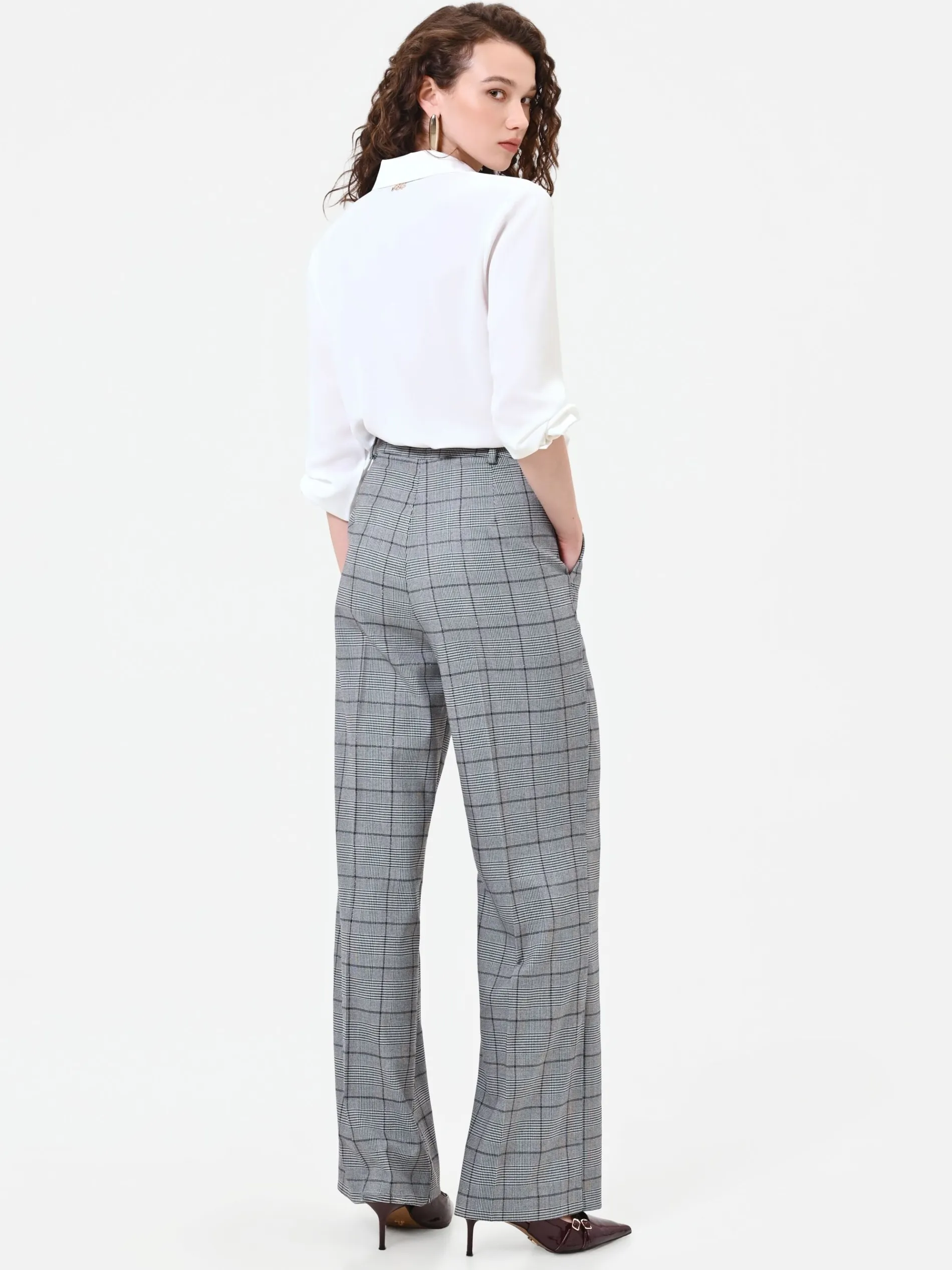 PANTALONE GRIGIO A GAMBA AMPIA CON FANTASIA CHECK