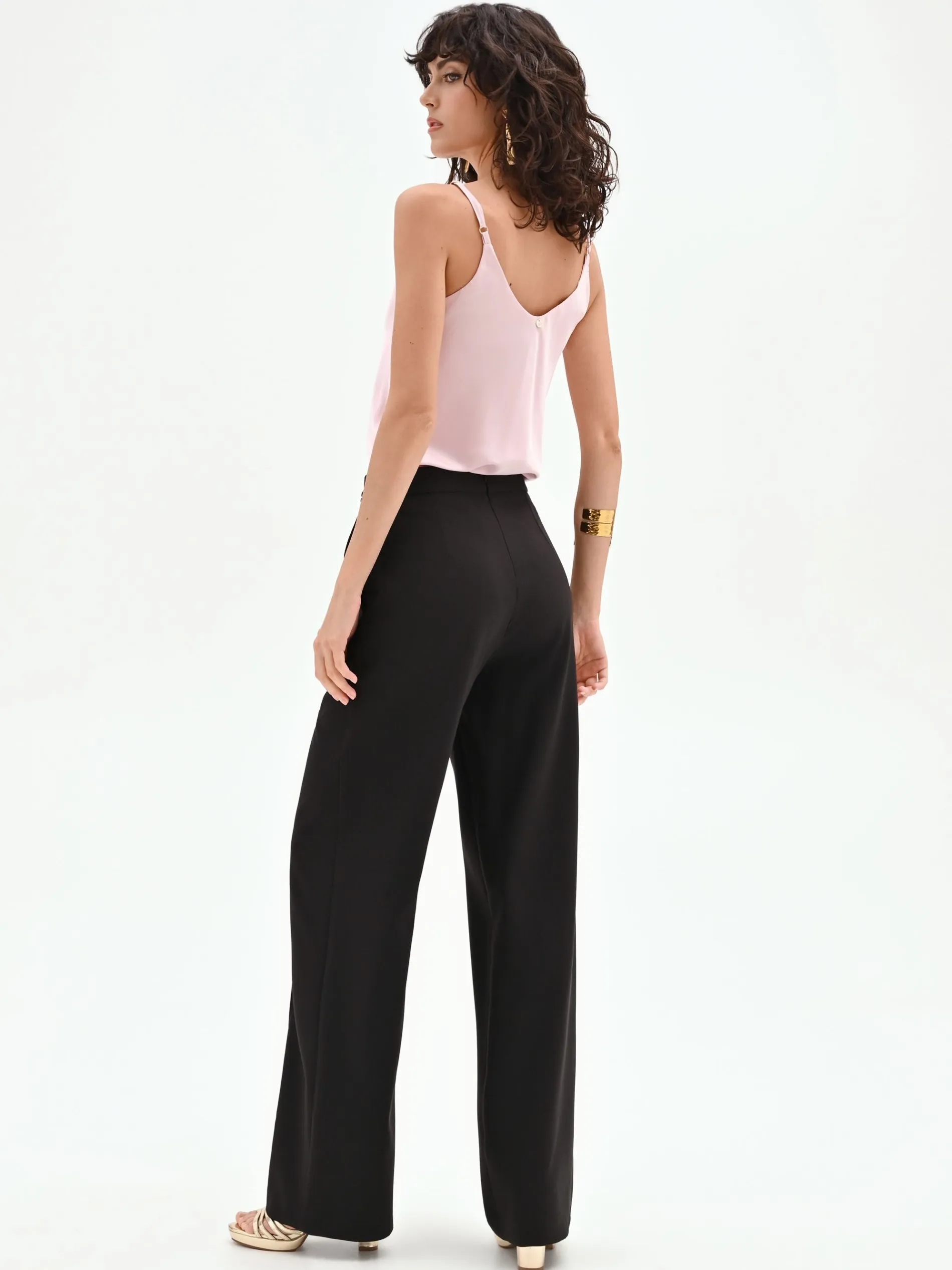 PANTALONE NERO A GAMBA DRITTA CON BOTTONI GIOIELLO