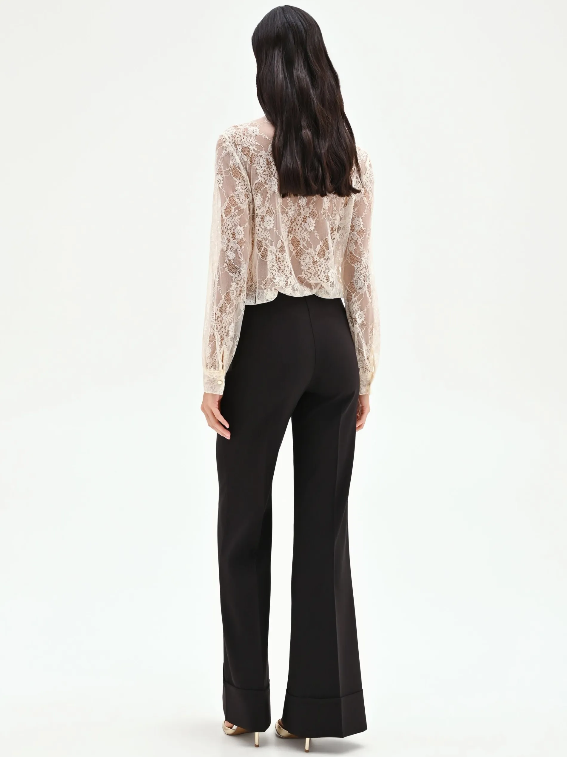 PANTALONE NERO A VITA ALTA CON RISVOLTO