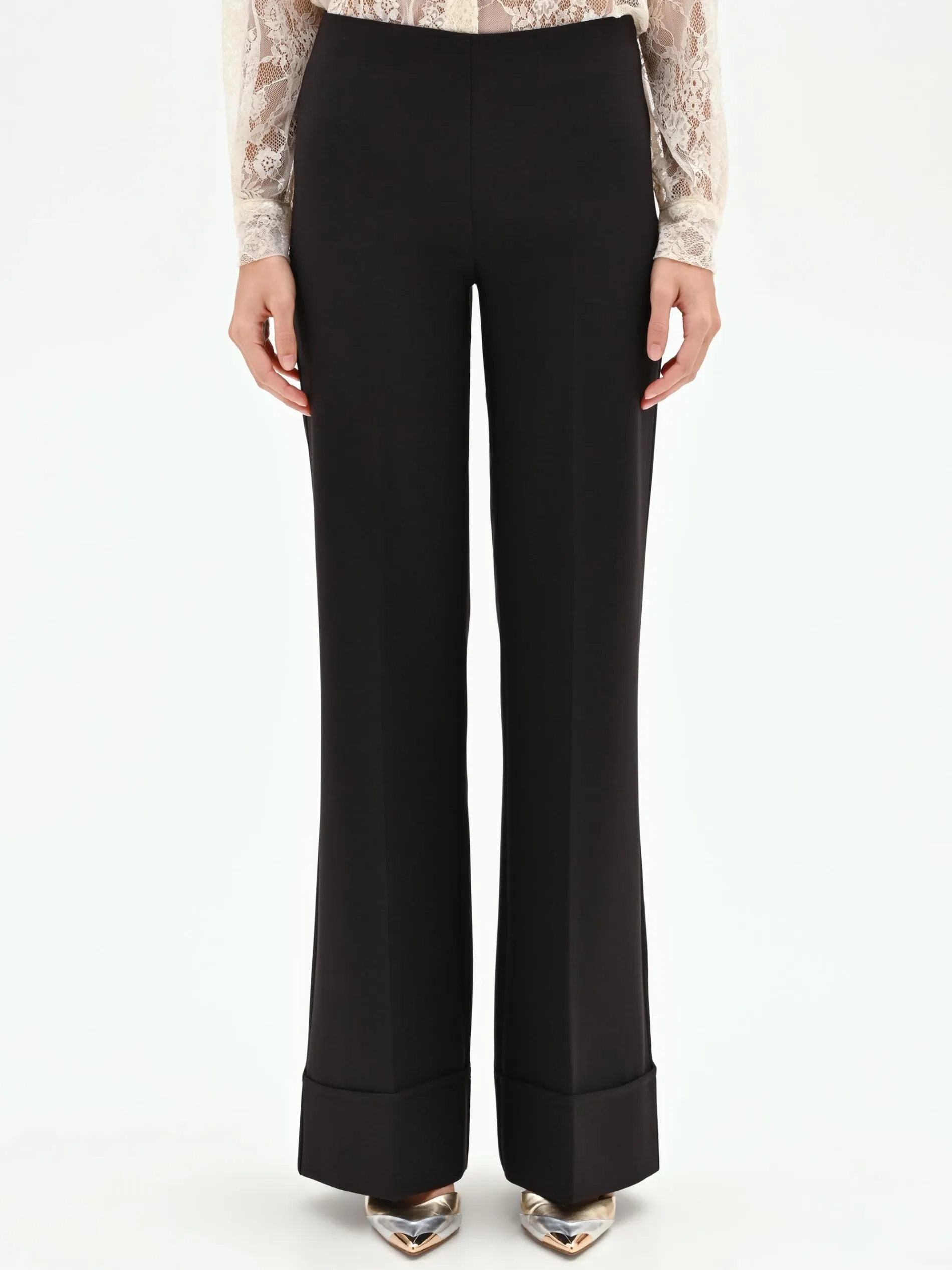 PANTALONE NERO A VITA ALTA CON RISVOLTO