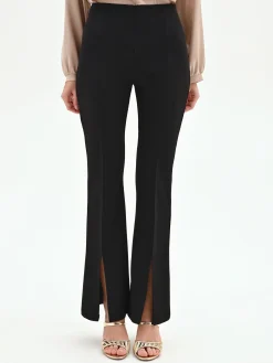 PANTALONE NERO FLARED CON SPACCO FRONTALE
