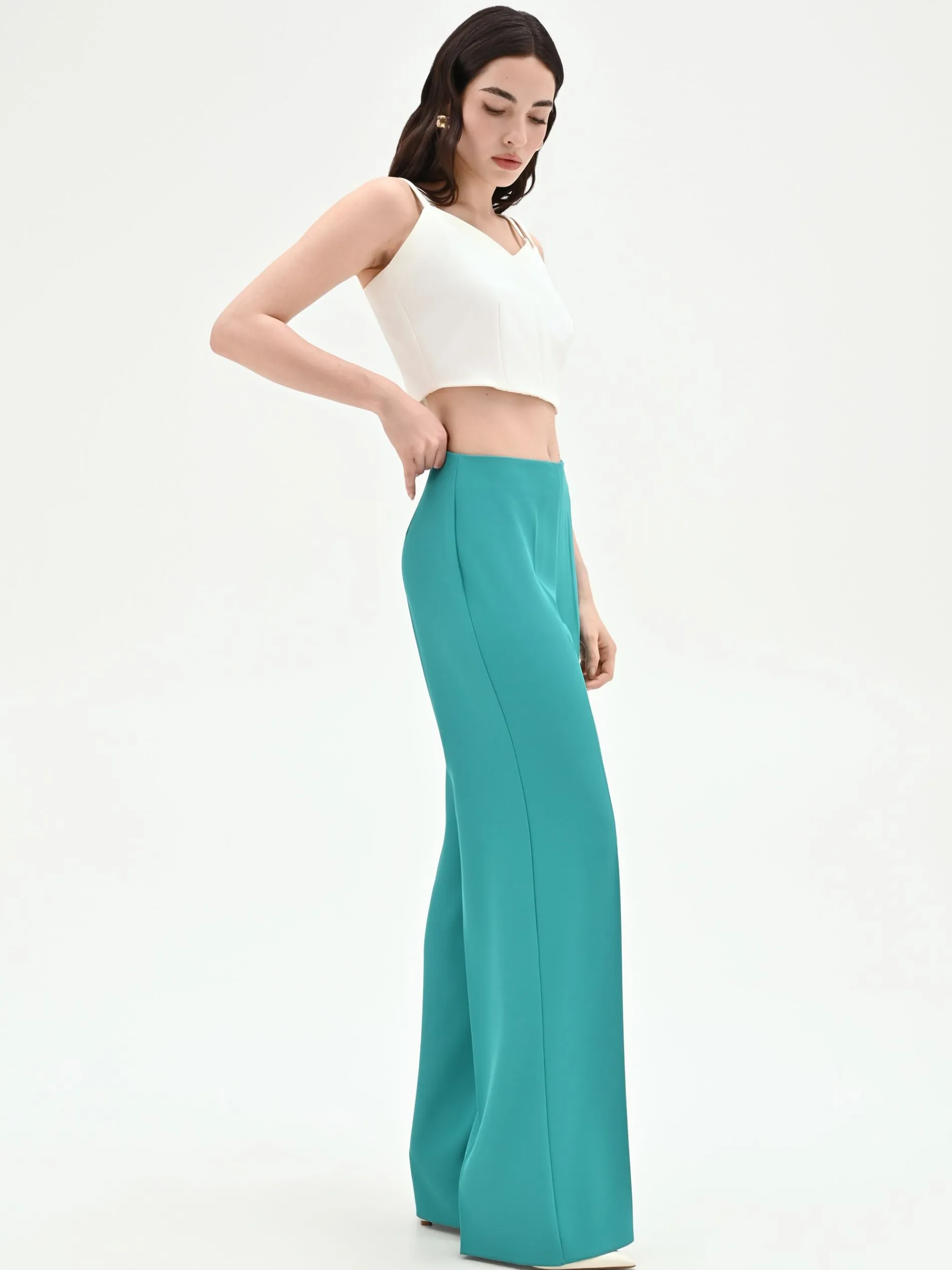 PANTALONE PALAZZO TURCHESE AZZURRO DALLA LINEA FLUIDA