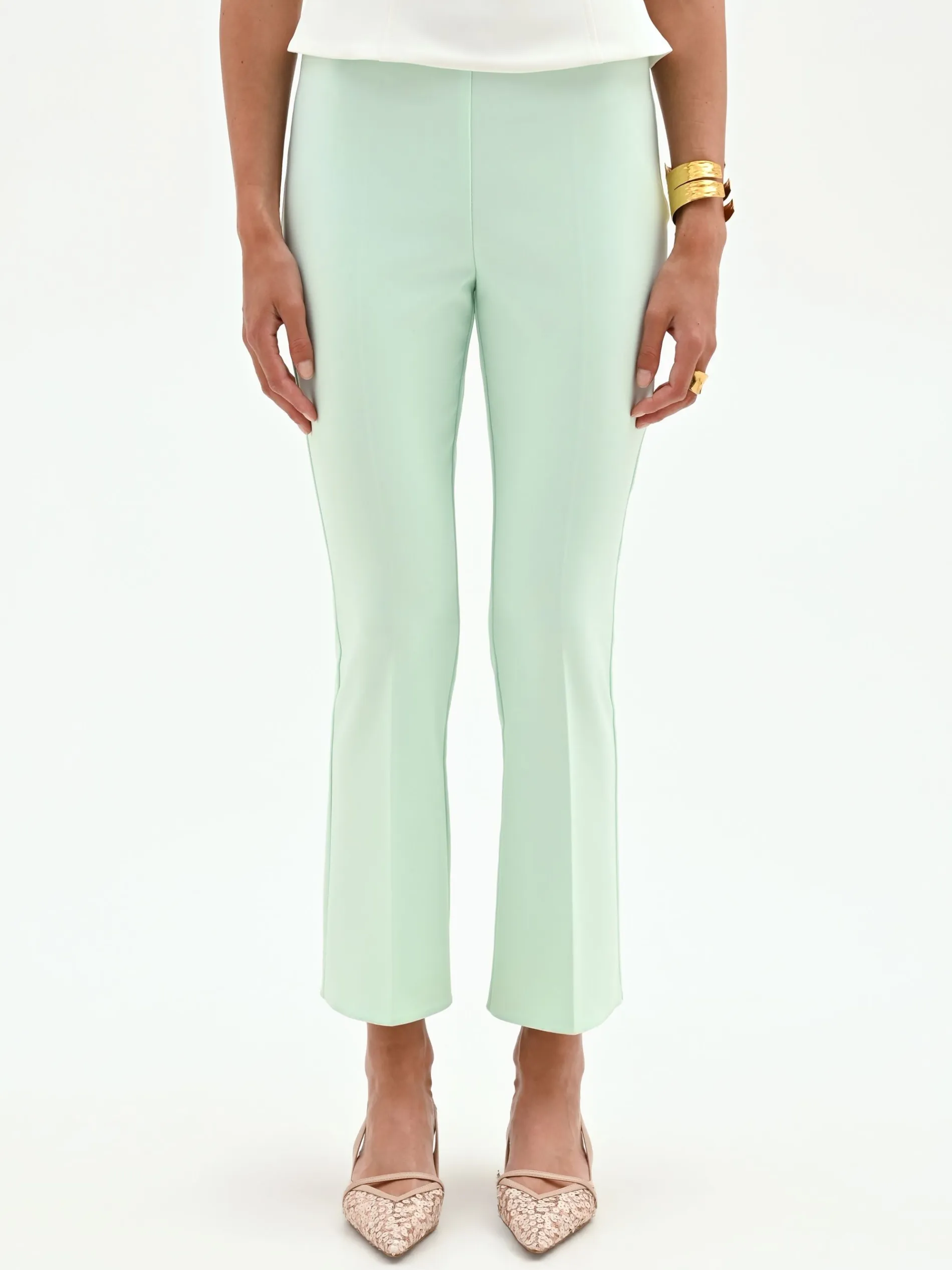 PANTALONE VERDE MENTA DALLA LINEA SLIM