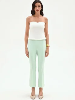 PANTALONE VERDE MENTA DALLA LINEA SLIM