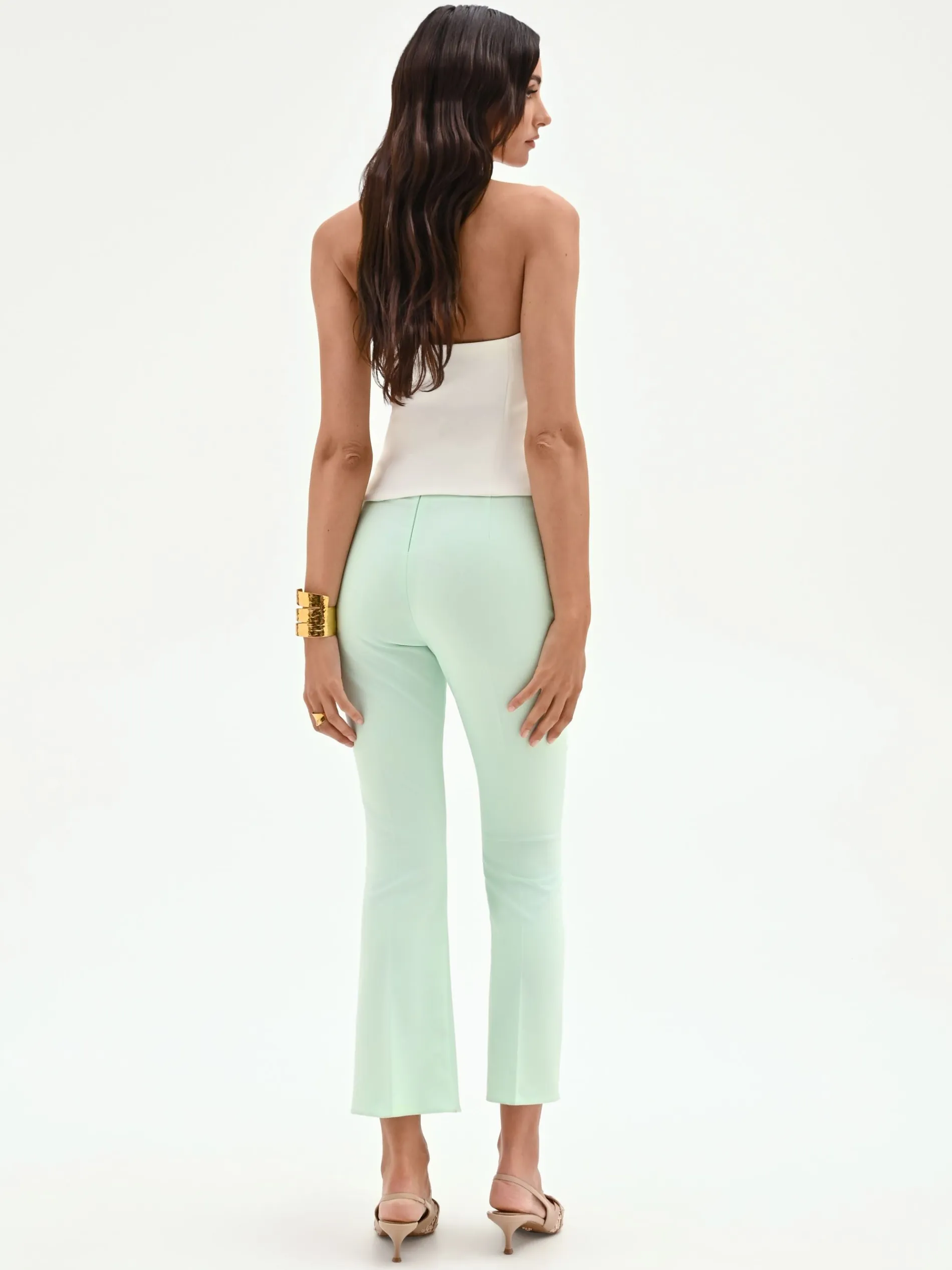 PANTALONE VERDE MENTA DALLA LINEA SLIM