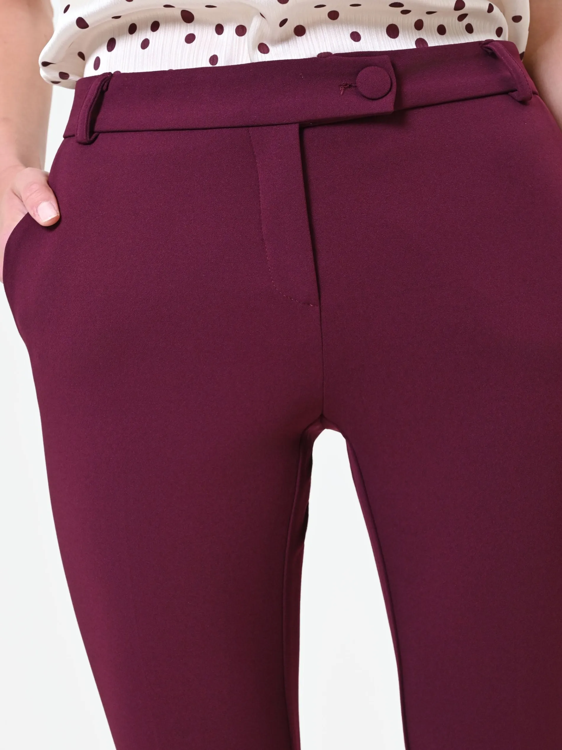PANTALONI A SIGARETTA BORDEAUX ROSSO DALLA LINEA ESSENZIALE