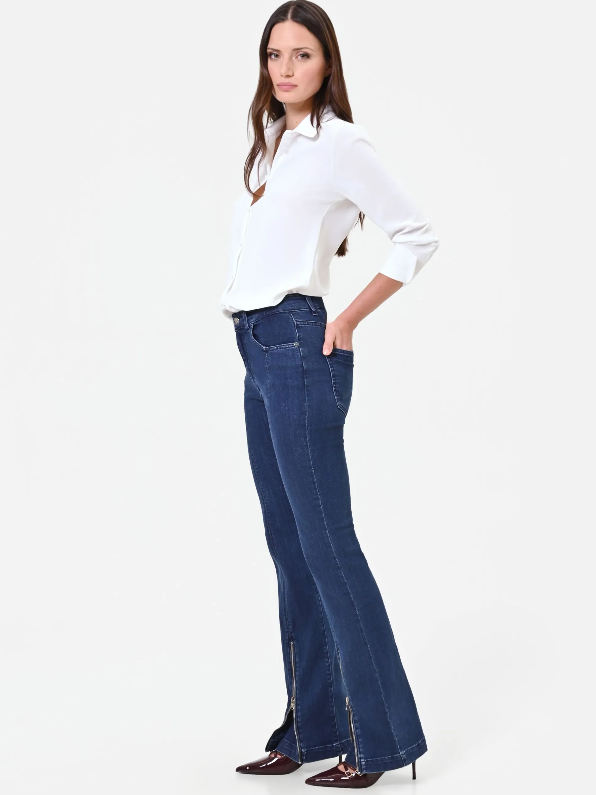 PANTALONI JEANS BLU CON SPACCO FRONTALE
