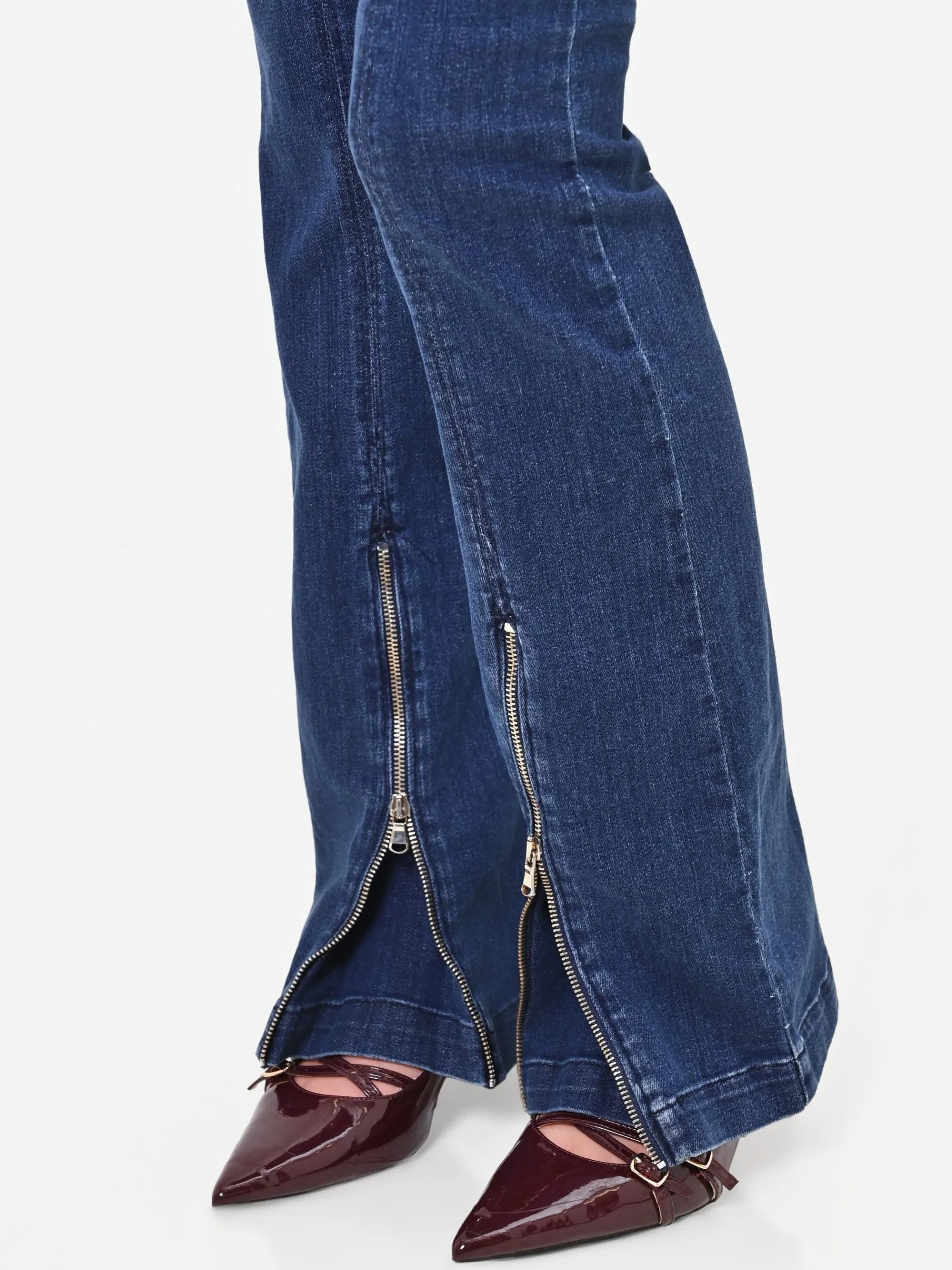 PANTALONI JEANS BLU CON SPACCO FRONTALE