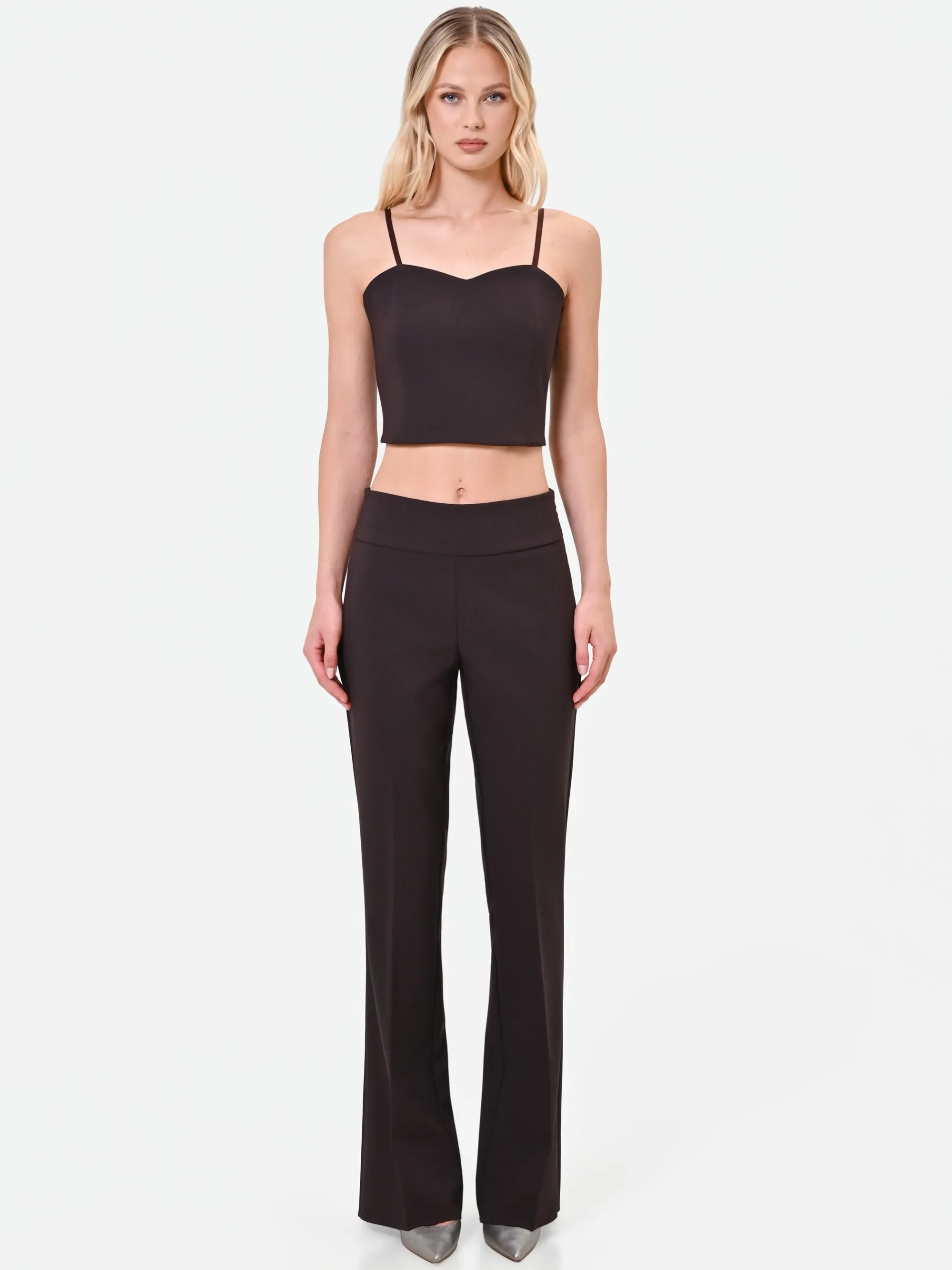 TOP CORTO MORO MARRONE CON SCOLLO A CUORE