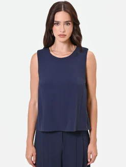 TOP GIROCOLLO BLU NAVY DALLA LINEA ESSENZIALE