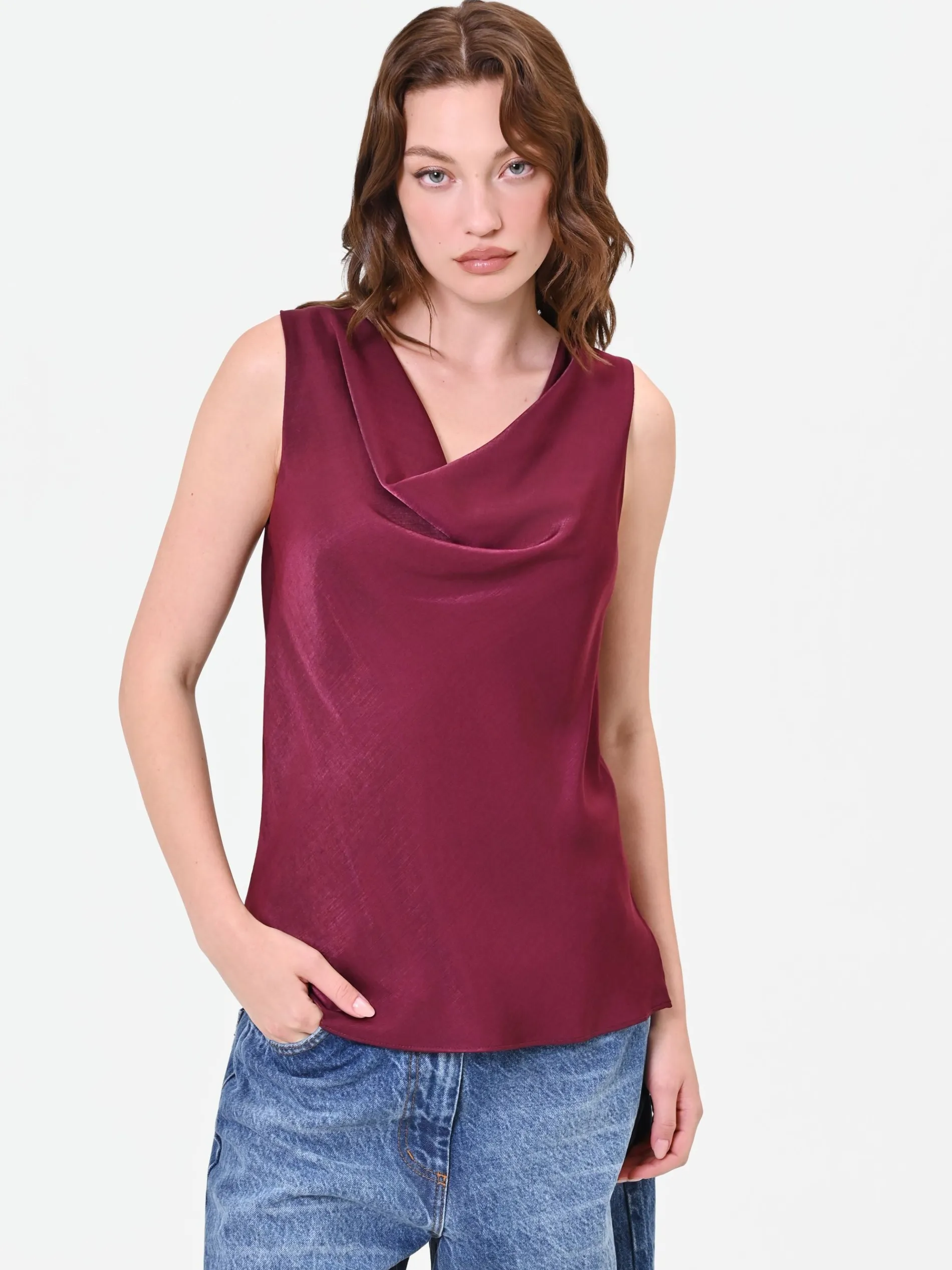 TOP IN RASO BORDEAUX CON SCOLLO A CAPPUCCIO