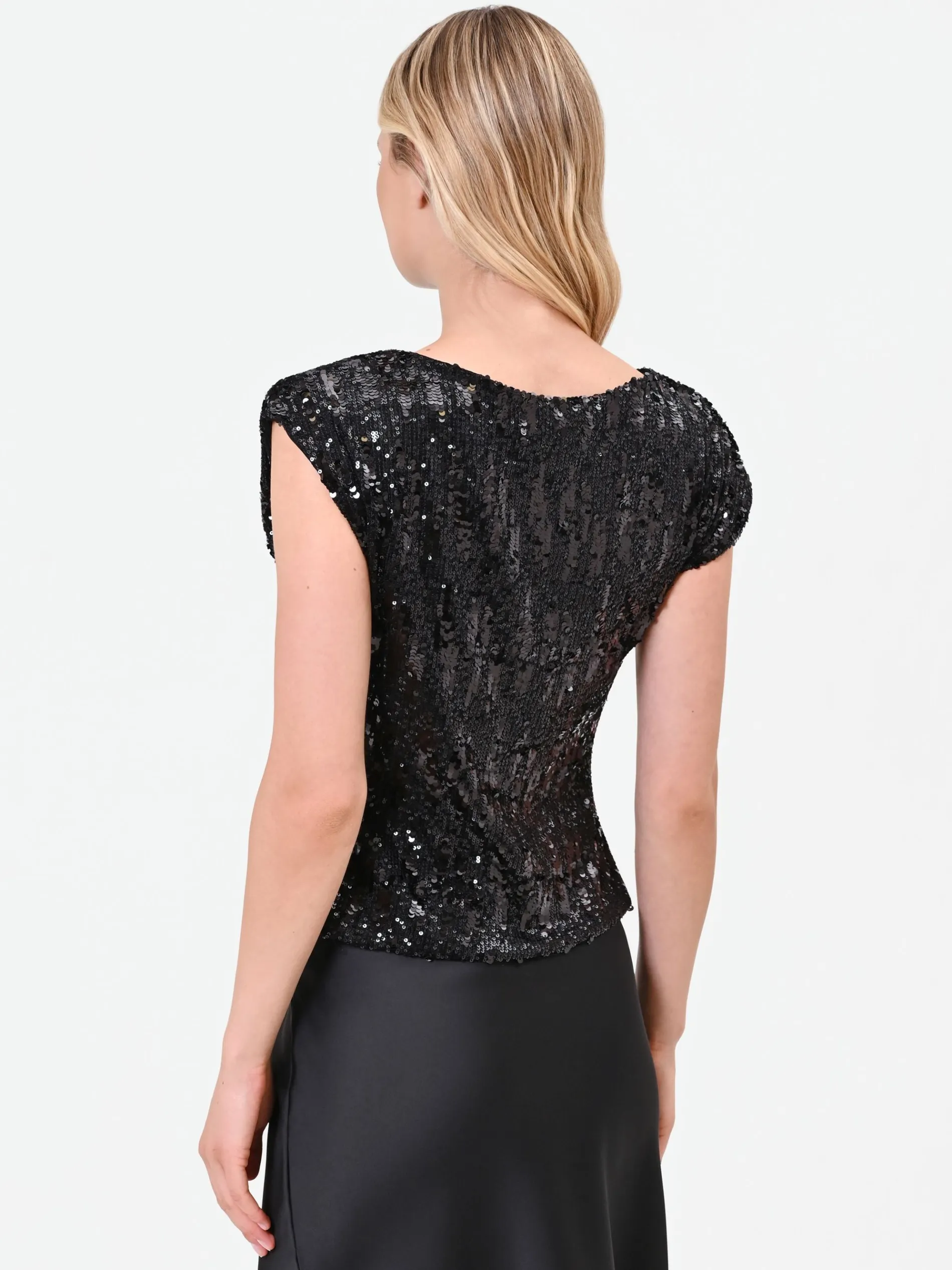 TOP NERO IN PAILLETTES CON FONDO SFALSATO