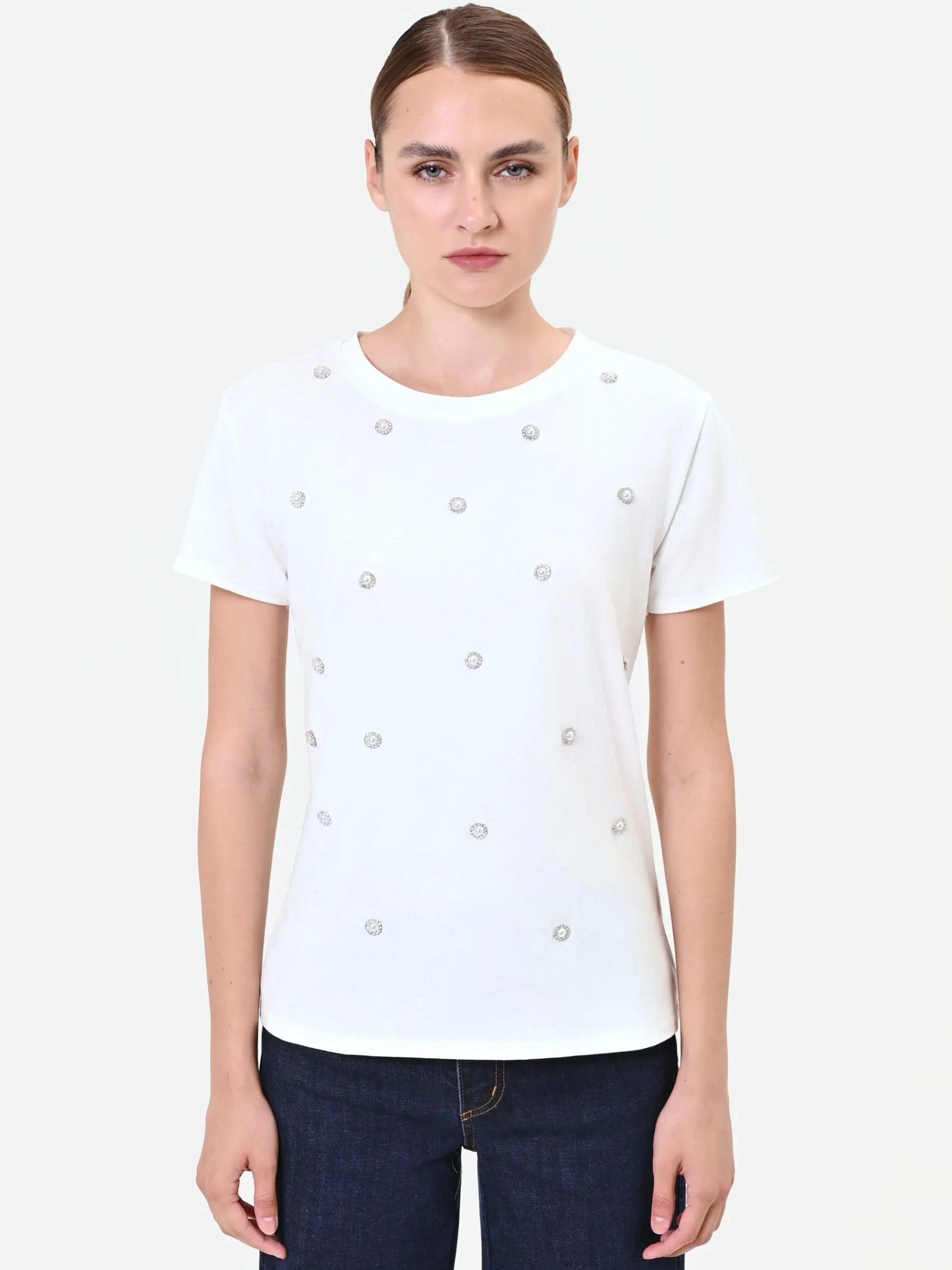 T-SHIRT PANNA CON APPLICAZIONI GIOIELLO